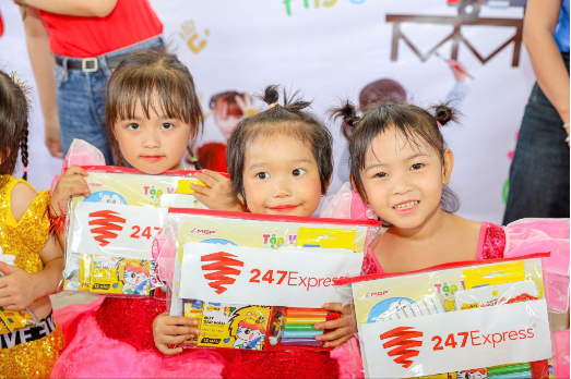 247Express – Gửi yêu thương trên mỗi hành trình giao nắng- Ảnh 3. 247Express – Gửi yêu thương trên mỗi hành trình giao nắng- Ảnh 3.