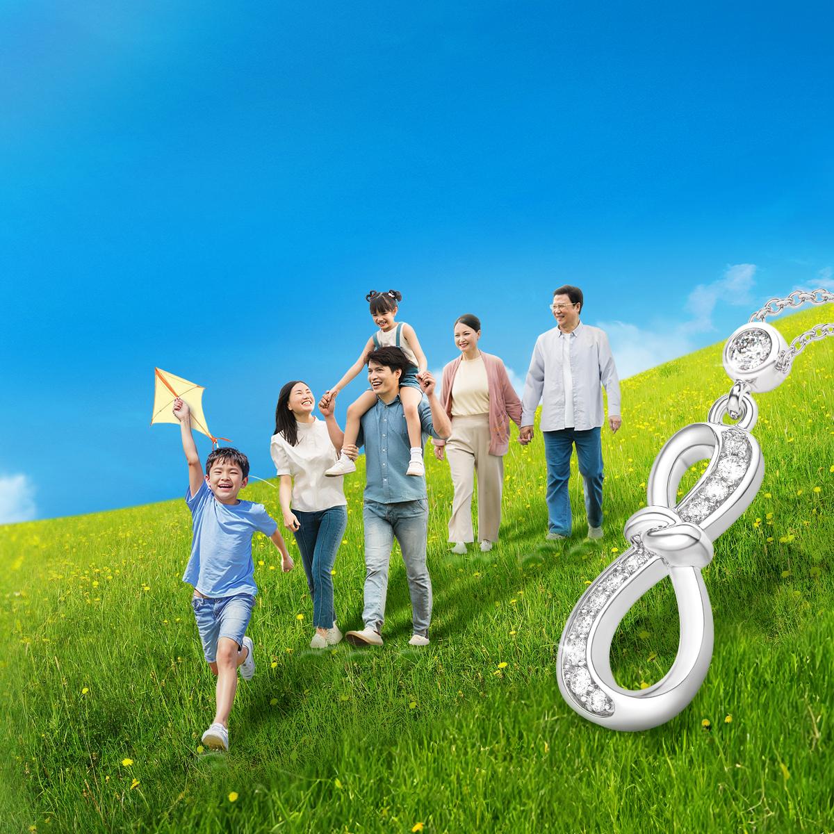 Gia đình hiện đại bắt trend “Mini me” cùng BST Family Infinity- Ảnh 1. Gia đình hiện đại bắt trend “Mini me” cùng BST Family Infinity- Ảnh 1.