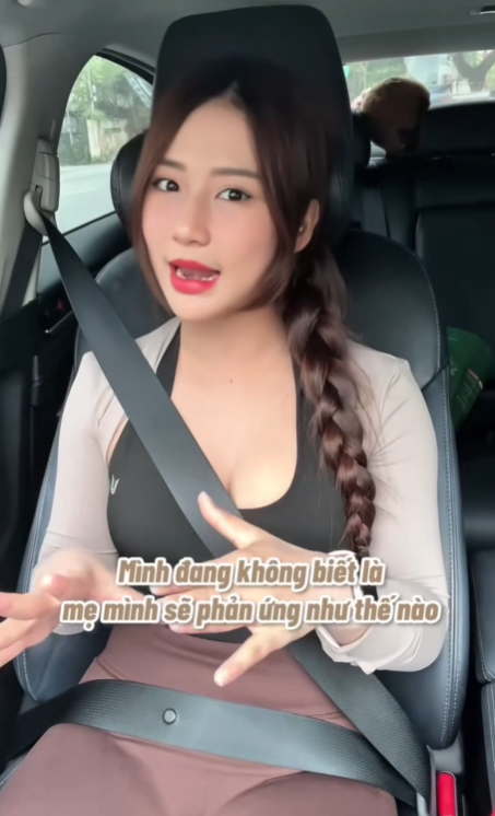 "Như Lê đi biển" bỗng thành hot search, nữ TikToker nổi tiếng lại khiến cộng đồng game thủ dậy sóng- Ảnh 4. "Như Lê đi biển" bỗng thành hot search, nữ TikToker nổi tiếng lại khiến cộng đồng game thủ dậy sóng- Ảnh 4.