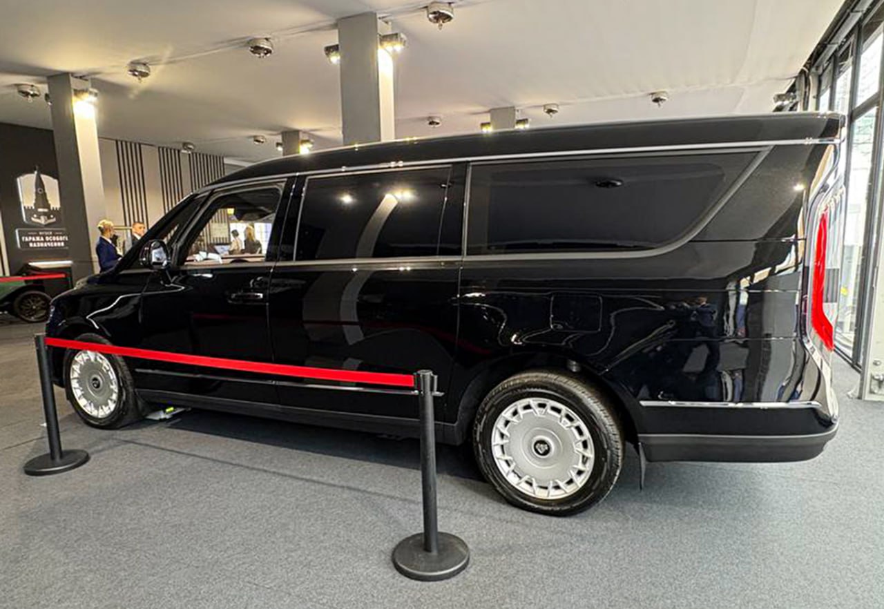 Chính thức lộ diện mẫu xe 'xịn' nhất phân khúc mà người Nga chế tạo được: Aurus Arsenal VIP- Ảnh 6.