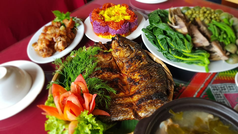 Ăn cá nướng giữa mùa hè oi bức nghe có vẻ nghịch lý? Nhưng với "pa pỉnh tộp", người Tây Bắc có lý do riêng!- Ảnh 6.