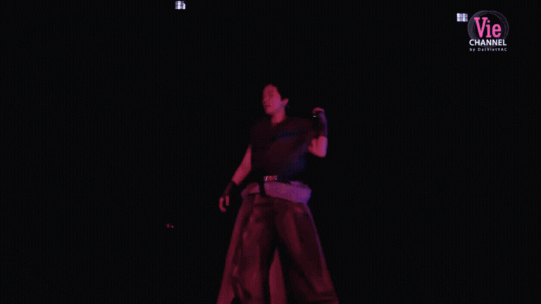 Nhân tố bị “hắt hủi” vì visual “lạc quẻ” nhất Em Xinh bỗng cực hot sau tập 1, đụng đâu hit đấy- Ảnh 4. Nhân tố bị “hắt hủi” vì visual “lạc quẻ” nhất Em Xinh bỗng cực hot sau tập 1, đụng đâu hit đấy- Ảnh 4.