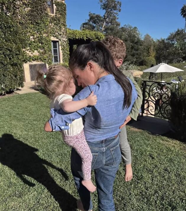 Meghan Markle đang muốn sinh thêm con? Một chi tiết nhỏ trong podcast khiến chuyên gia tâm lý lập tức ‘bắt bài- Ảnh 2.