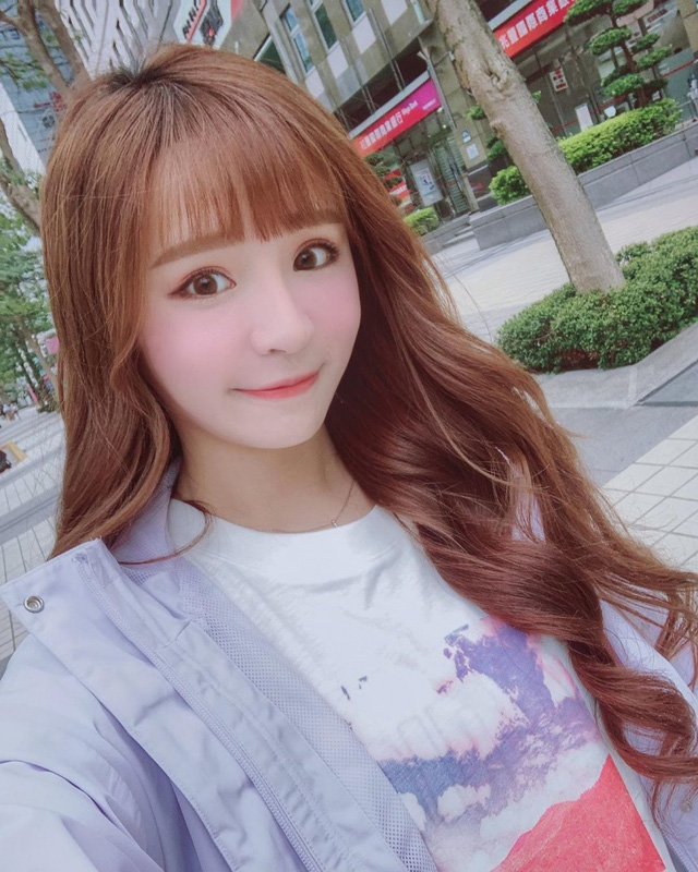Bị “tấn công” bất ngờ khi đang tắm, nữ YouTuber xinh đẹp vướng nghi vấn dàn dựng câu view- Ảnh 1.