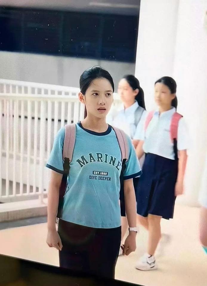 Công chúa showbiz đang quá ê chề: Nhan sắc xấu tàn canh gió lạnh, phim mới flop không tiếng gió- Ảnh 2.