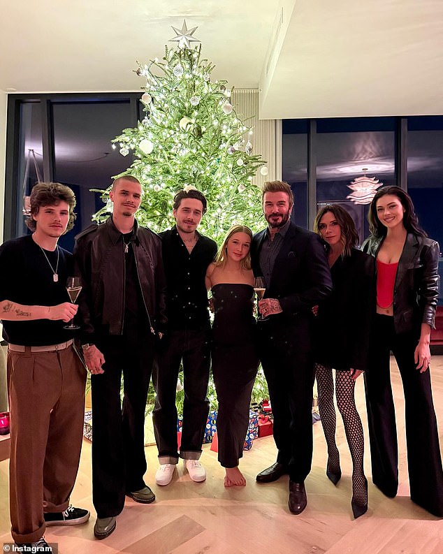 David Beckham và Victoria bị thông gia chê "keo kiệt"- Ảnh 3.