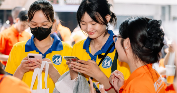 Hàng nghìn khách hàng trải nghiệm sản phẩm dịch vụ của SHB tại Ngày không tiền mặt 2025- Ảnh 1.