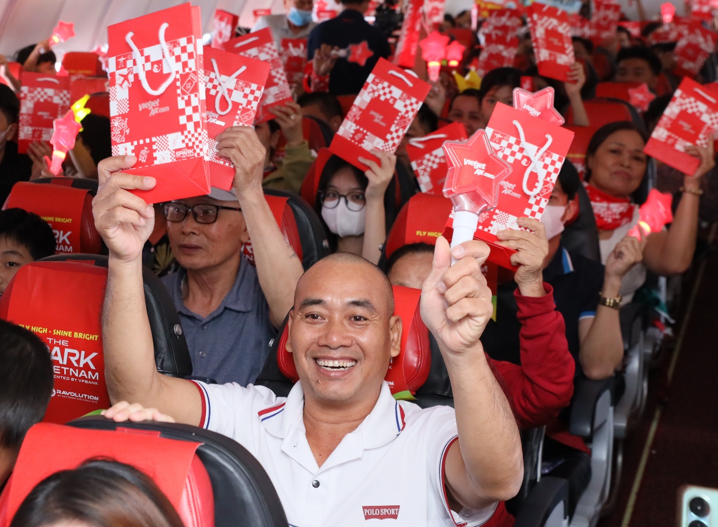 Trải nghiệm không khí đại nhạc hội ngay từ chuyến bay Vietjet đến K-Star Spark Hà Nội- Ảnh 11.