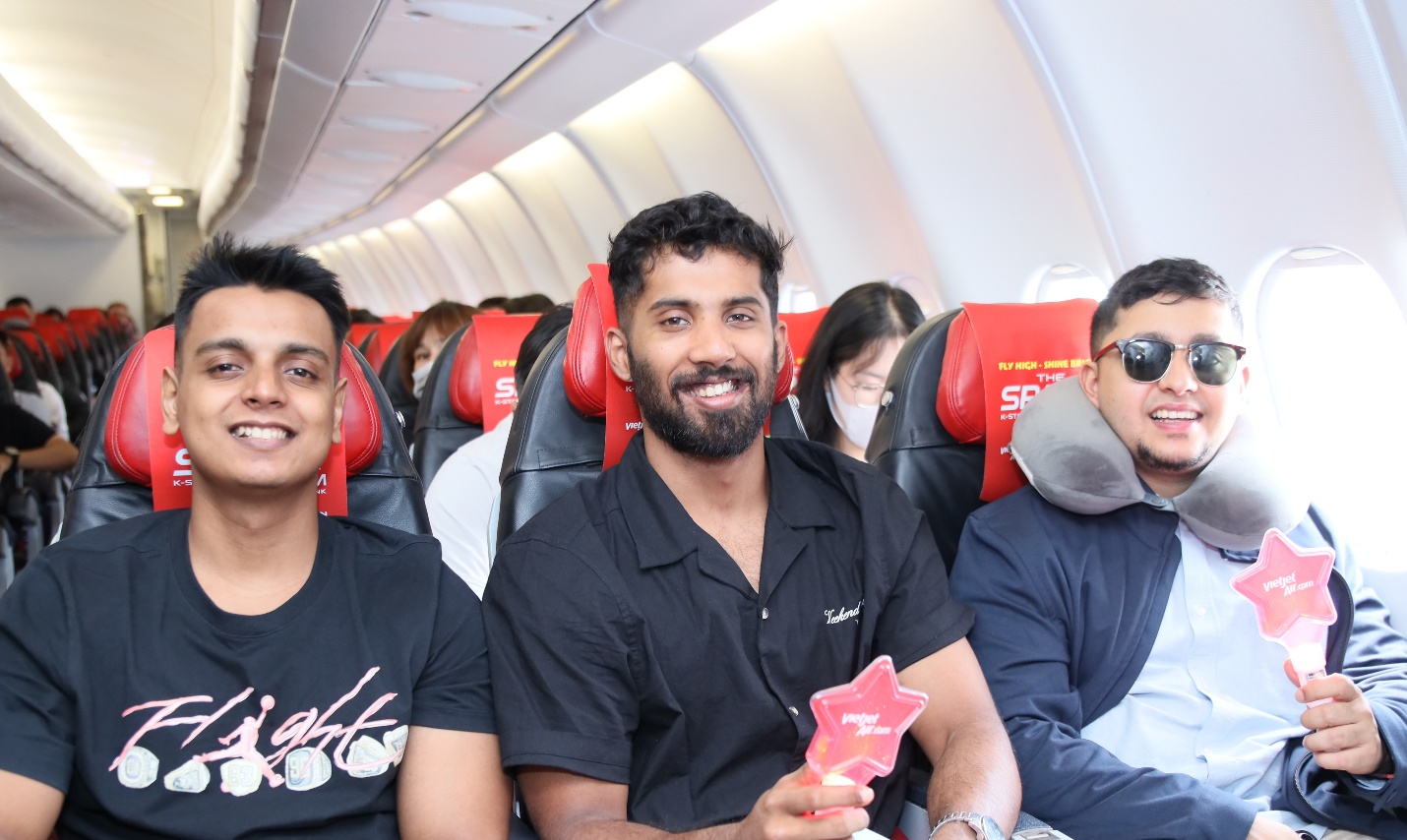 Trải nghiệm không khí đại nhạc hội ngay từ chuyến bay Vietjet đến K-Star Spark Hà Nội- Ảnh 6.