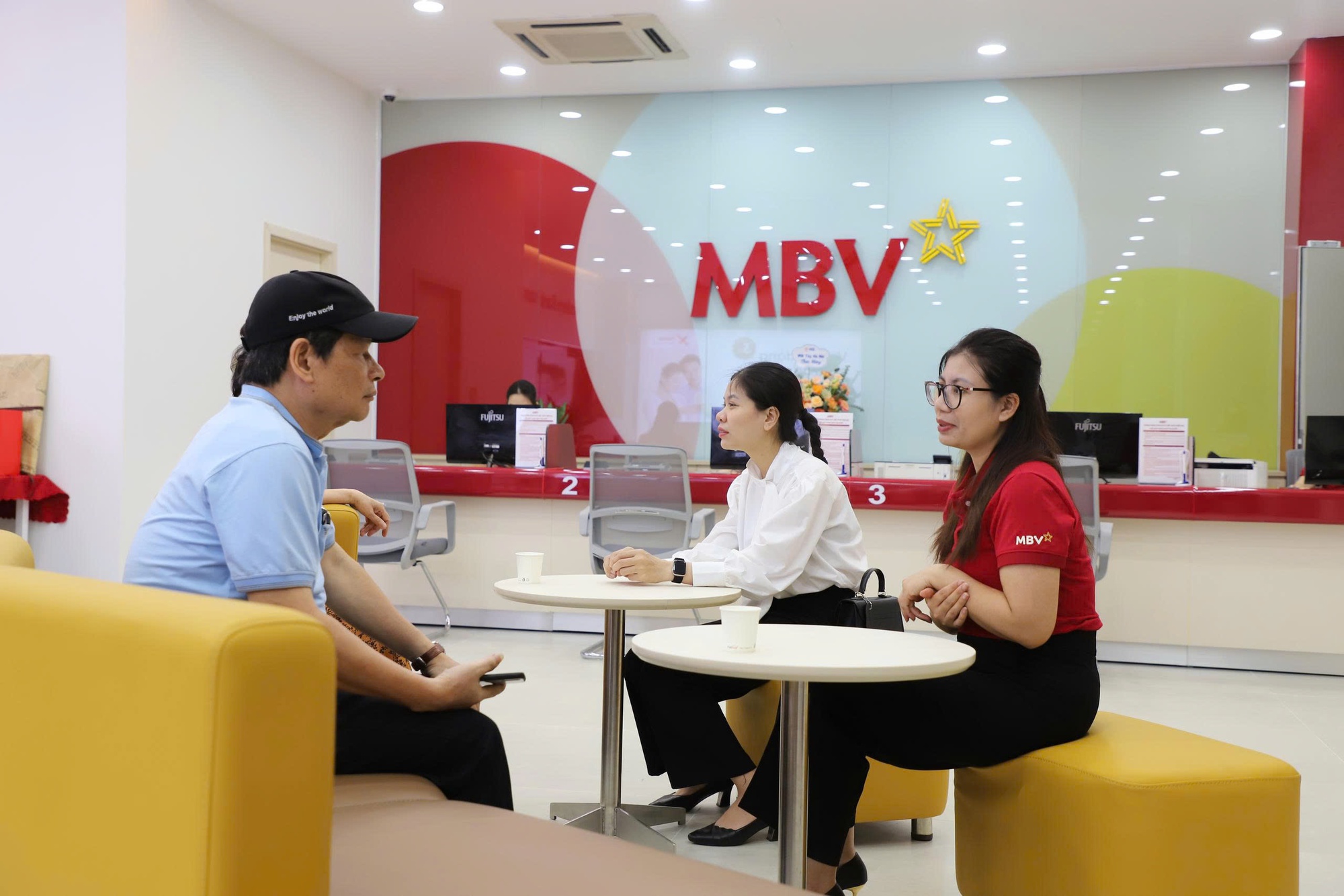 Ngân hàng MBV nâng cấp toàn diện sàn giao dịch: Chuẩn hóa không gian – tối ưu trải nghiệm- Ảnh 3.