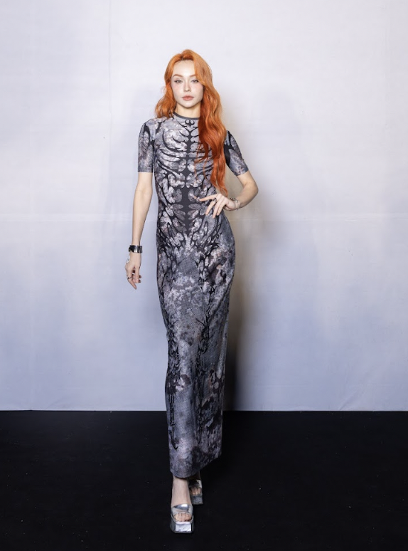 HH Phương Khánh lên đồ "chất - lạ", Ái Phương, Tóc Tiên sexy hết nấc trên thảm đỏ thời trang- Ảnh 6.