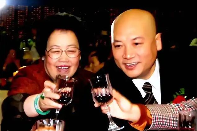 “Đường Tăng” gia tài hơn 72 nghìn tỷ đổi nghề đi bán nhà!- Ảnh 7.