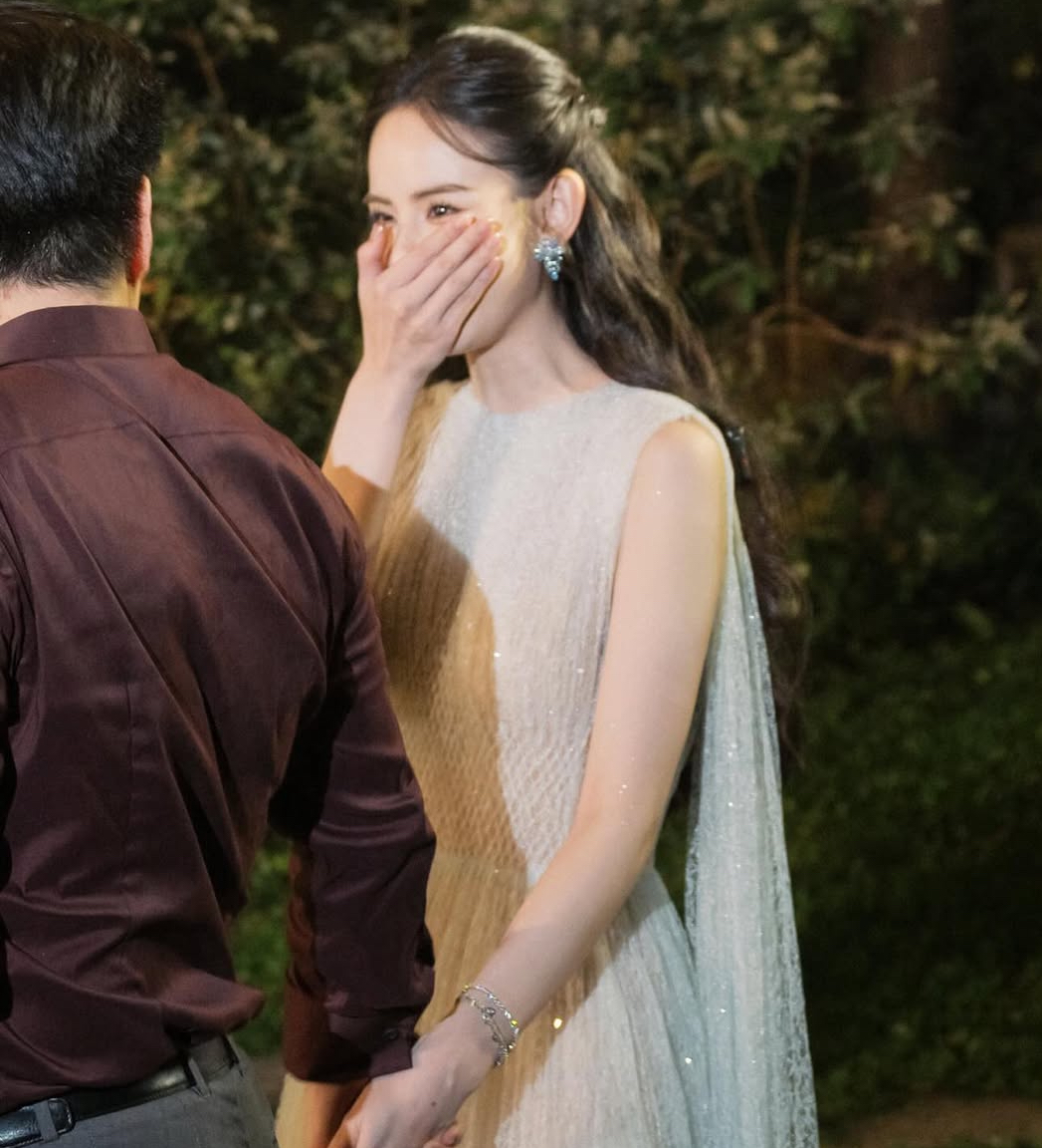 Lộ tin nhắn của mỹ nhân 2k2 và chồng gia thế khủng, gặp 3 tháng đã cưới là vì câu nói này?- Ảnh 2. Lộ tin nhắn của mỹ nhân 2k2 và chồng gia thế khủng, gặp 3 tháng đã cưới là vì câu nói này?- Ảnh 2.