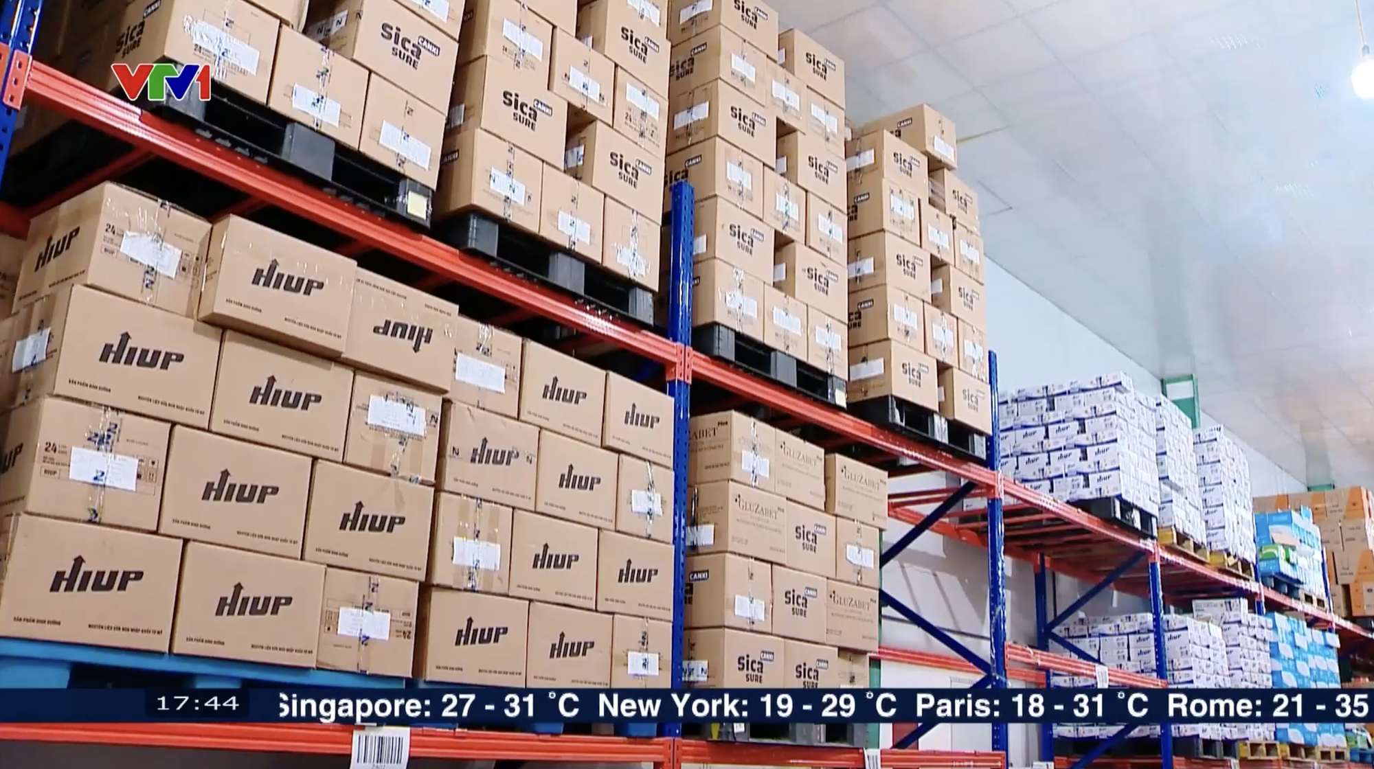 VTV "bóc" sữa giả HIUP: Giá xuất xưởng 87.800 đồng, bán ra 546.000 đồng/ lon, nhiều phụ huynh "bấm bụng" chi tiền- Ảnh 4.
