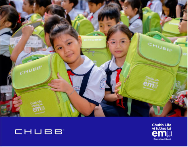 Gần 2.000 suất học bổng được Chubb Life trao tặng trong Tháng Hành động vì trẻ em 2025- Ảnh 2.