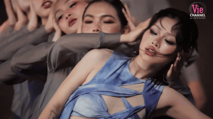 Tìm ra công thức top 1 trending của Em Xinh Say Hi- Ảnh 2.
