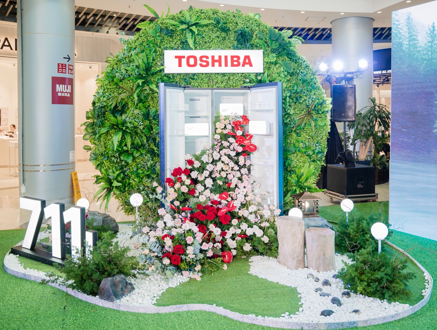 Đổ bộ AEON Mall - khám phá “Vũ trụ hè tươi mát trong siêu tủ lạnh Toshiba NaturePURE 711L”- Ảnh 3.