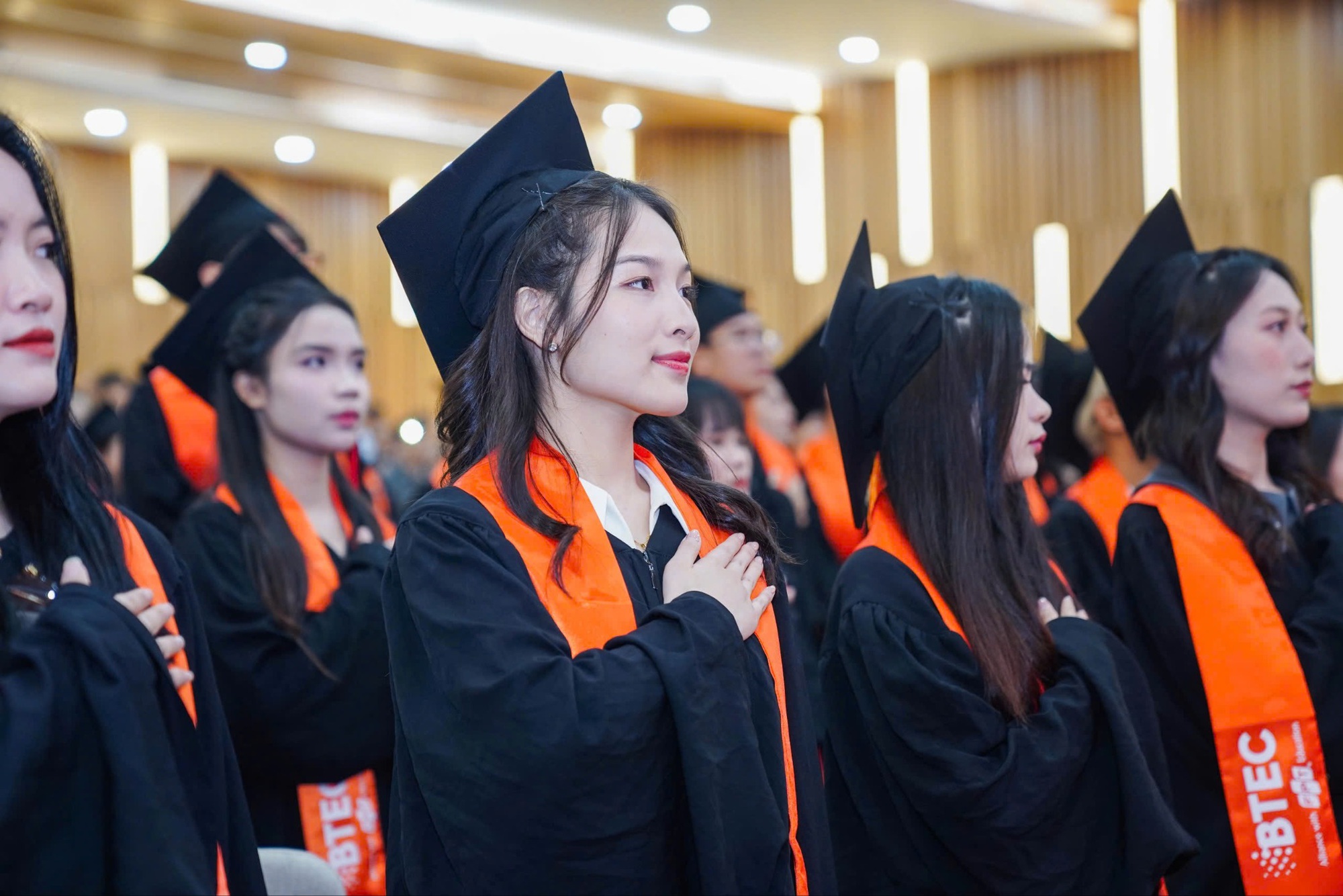 Sinh viên FPT BTEC tổ chức TEDx: Học từ trải nghiệm thật- Ảnh 6. Sinh viên FPT BTEC tổ chức TEDx: Học từ trải nghiệm thật- Ảnh 6.