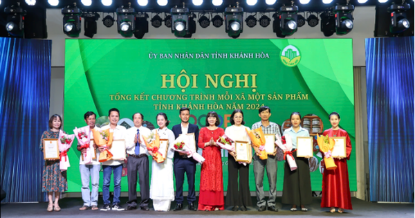 Yến Sào Hoàng Kim nhận chứng nhận OCOP 4 sao cho 4 sản phẩm tổ yến chưng- Ảnh 1.