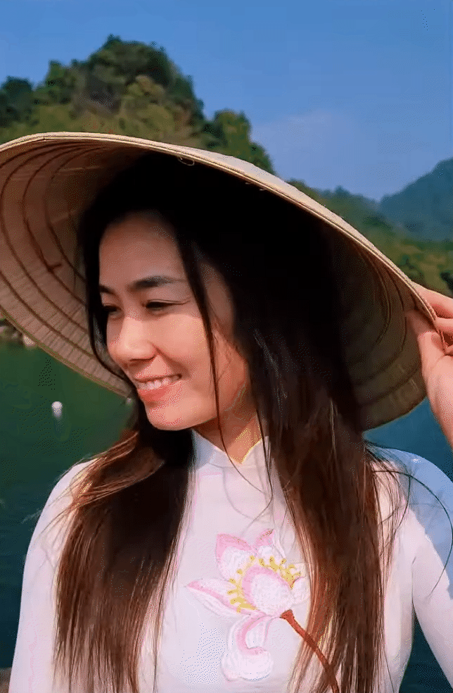 Đời thay đổi khi "bánh bèo" gặp thể thao mạo hiểm: 34 tuổi chuyển nhà ra... giữa vịnh, lướt ván, leo núi mỗi ngày- Ảnh 11.