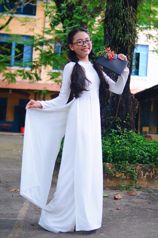 Phương Mỹ Chi bị chê không nhan sắc: Kể khổ với MXH nhưng nhận cái kết "vạn tiễn xuyên tim"- Ảnh 15. Phương Mỹ Chi bị chê không nhan sắc: Kể khổ với MXH nhưng nhận cái kết "vạn tiễn xuyên tim"- Ảnh 15.