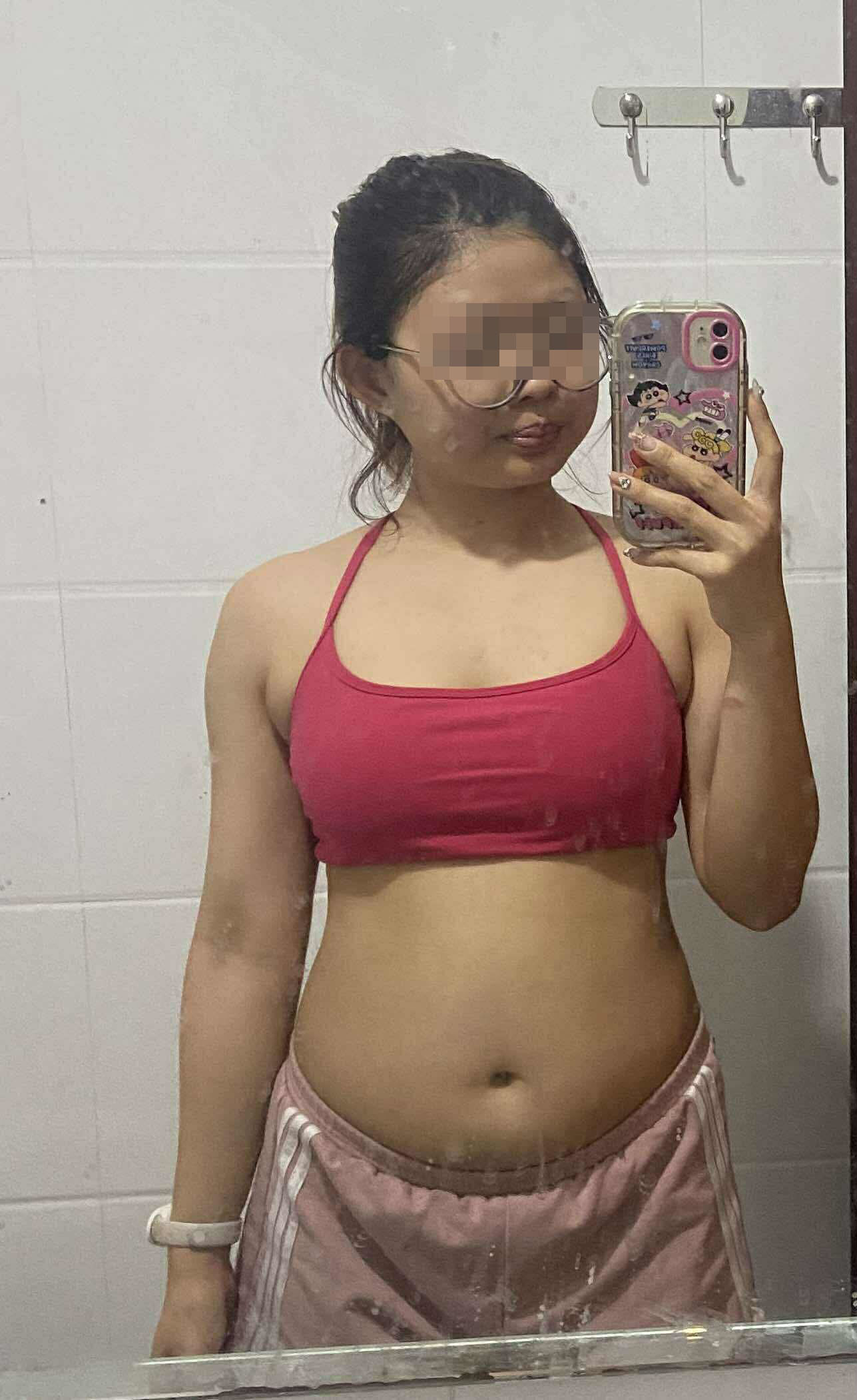 Bị nghi ngờ dùng app, nữ gymer không ngại "check var", lời qua tiếng lại với anti-fan nếu bản thân trong sạch- Ảnh 1. Bị nghi ngờ dùng app, nữ gymer không ngại "check var", lời qua tiếng lại với anti-fan nếu bản thân trong sạch- Ảnh 1.