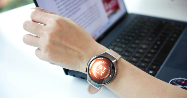 Huawei Watch 5: "Một chạm" mở tương lai thiết bị đeo thông minh- Ảnh 1.