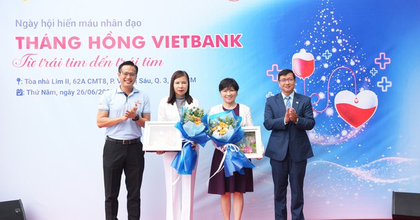 Hơn 200 CBNV tham gia hiến máu tính nguyện "Tháng hồng Vietbank"- Ảnh 1.