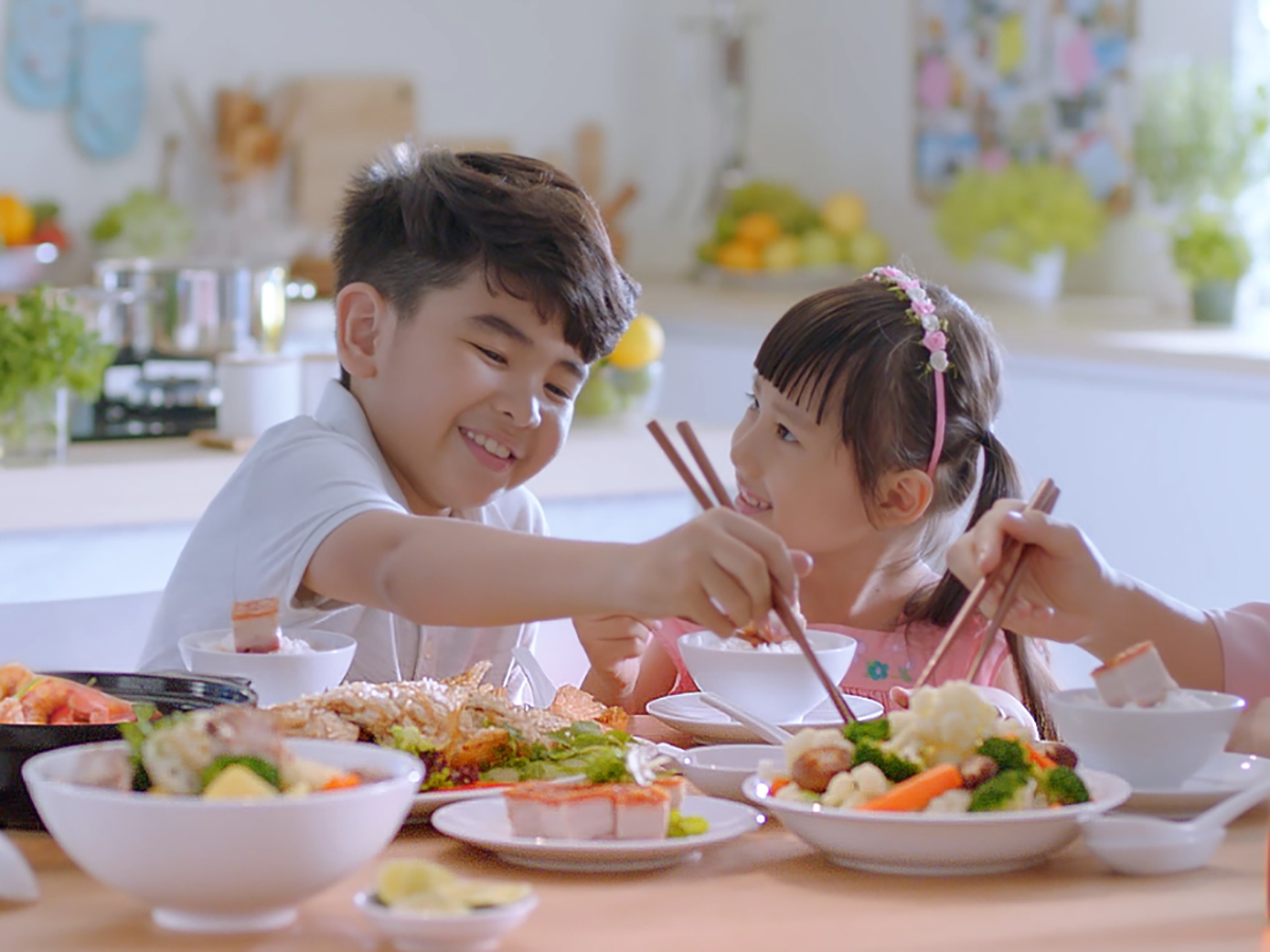 Mâm cơm gia đình Việt xưa và nay- Ảnh 10.