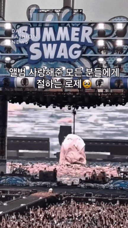 “Luỵ” mưa Hà Nội, G-Dragon sang Hàn đốt cháy sân khấu dưới làn nước, mỹ nhân hát hay nhất BLACKPINK cũng tham gia!- Ảnh 9.
