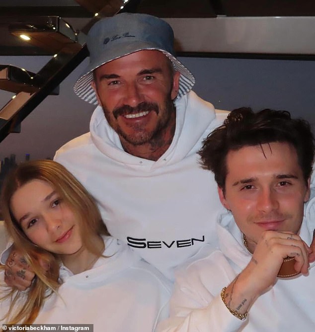 Tiểu thư Harper Beckham lớn lên xinh xuất sắc, sẽ khiến anh cả “quay xe” về với gia đình?- Ảnh 11.