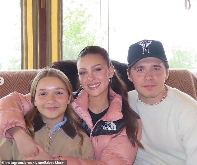 Tiểu thư Harper Beckham lớn lên xinh xuất sắc, sẽ khiến anh cả “quay xe” về với gia đình?- Ảnh 9.