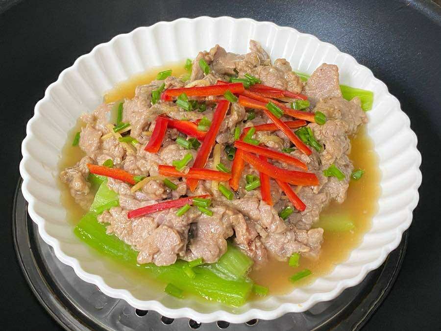 Món hấp này chỉ dùng 2 nguyên liệu, thời gian nấu chỉ 10-15 phút mà ngon miệng lại tốt để giảm cân, giữ dáng- Ảnh 11.