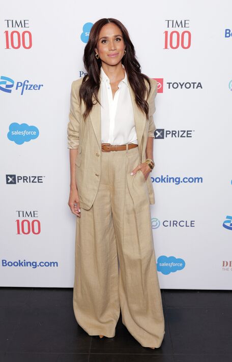 Meghan Markle bất ngờ thông báo tạm ngừng kinh doanh một sản phẩm từng gây sốt- Ảnh 2. Meghan Markle bất ngờ thông báo tạm ngừng kinh doanh một sản phẩm từng gây sốt- Ảnh 2.