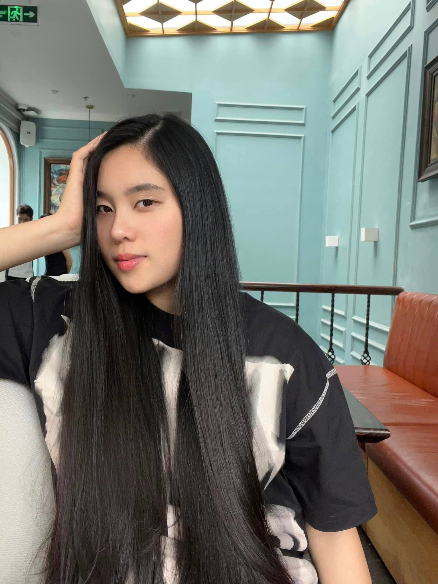 Từng bị hư tổn, gãy rụng cả búi do nhuộm tẩy tóc, cô nàng "hồi sinh" mái tóc nhờ bước ủ tóc tại nhà- Ảnh 8.