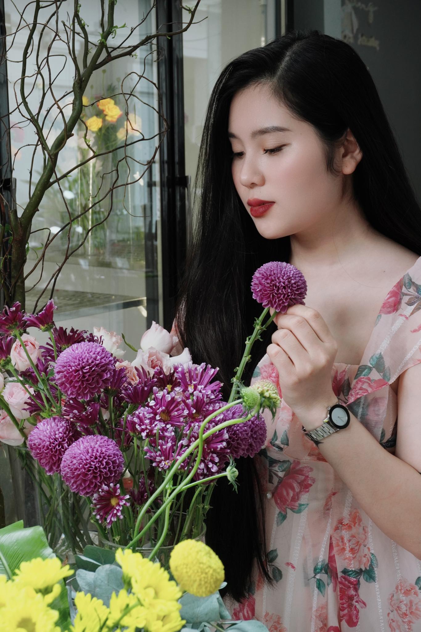 Từng bị hư tổn, gãy rụng cả búi do nhuộm tẩy tóc, cô nàng "hồi sinh" mái tóc nhờ bước ủ tóc tại nhà- Ảnh 9.