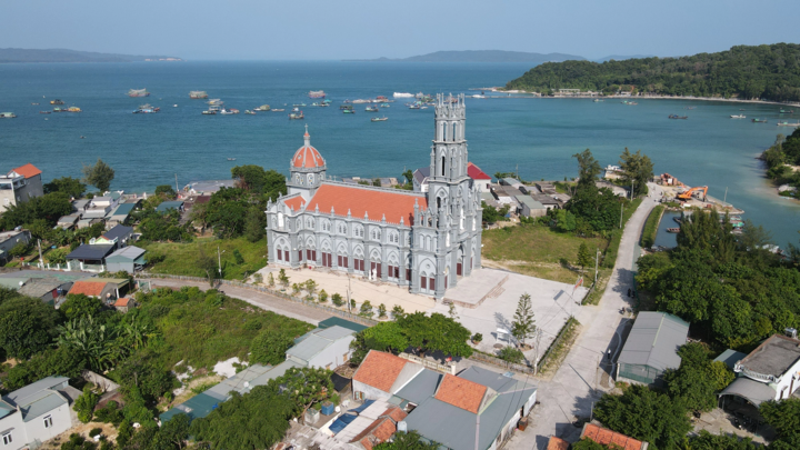 Đến hòn đảo này ai cũng ngơ ngác hỏi "đanh-hà-quăn" là gì, một khi đã biết sẽ lập tức tìm chỗ ăn cho bằng được!- Ảnh 12. Đến hòn đảo này ai cũng ngơ ngác hỏi "đanh-hà-quăn" là gì, một khi đã biết sẽ lập tức tìm chỗ ăn cho bằng được!- Ảnh 12.