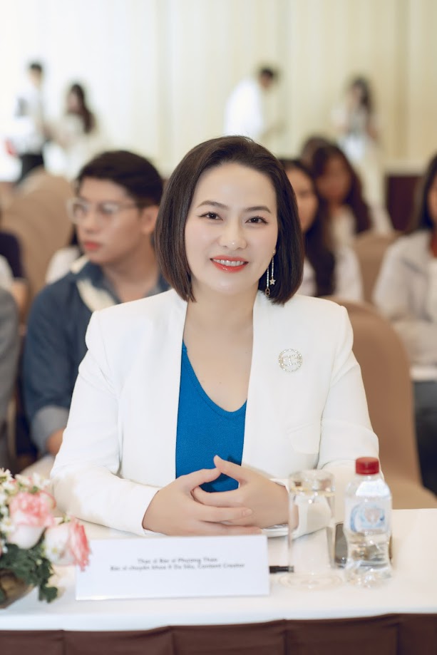 Mùa hè đừng chỉ bôi kem chống nắng, ăn những món này mỗi ngày cũng giúp da chống tia UV, tăng collagen và căng bóng- Ảnh 1.