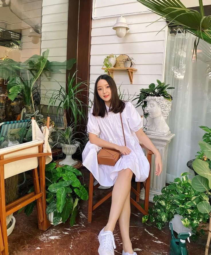 Tiêu dùng ngược đang trở thành lựa chọn khôn ngoan: Giới trẻ bây giờ không sống hà tiện, rất biết cách tiết kiệm thông minh- Ảnh 1.