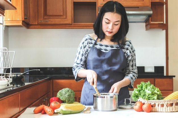 Mẹ Hà Nội chia sẻ: 7 món đồ bếp tôi giữ lại khi bắt đầu sống tối giản ở tuổi 45- Ảnh 3.