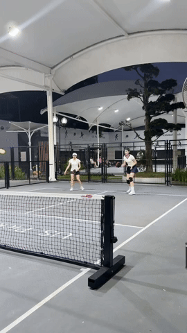 Hoa hậu Đỗ Hà khoe chân dài thẳng tắp trên sân pickleball, phong thái khác hẳn lúc đi chợ cùng bạn trai thiếu gia- Ảnh 2. Hoa hậu Đỗ Hà khoe chân dài thẳng tắp trên sân pickleball, phong thái khác hẳn lúc đi chợ cùng bạn trai thiếu gia- Ảnh 2.