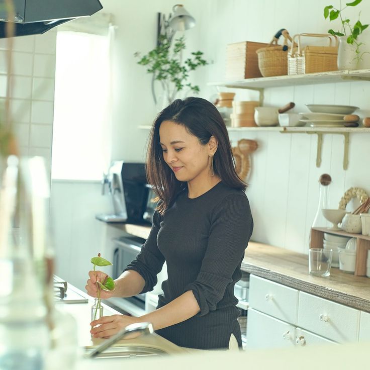 Chỉ còn 10 món trong bếp: Tôi nấu ăn nhanh hơn, ăn ngon hơn và không còn muốn gọi đồ ăn ngoài- Ảnh 3.