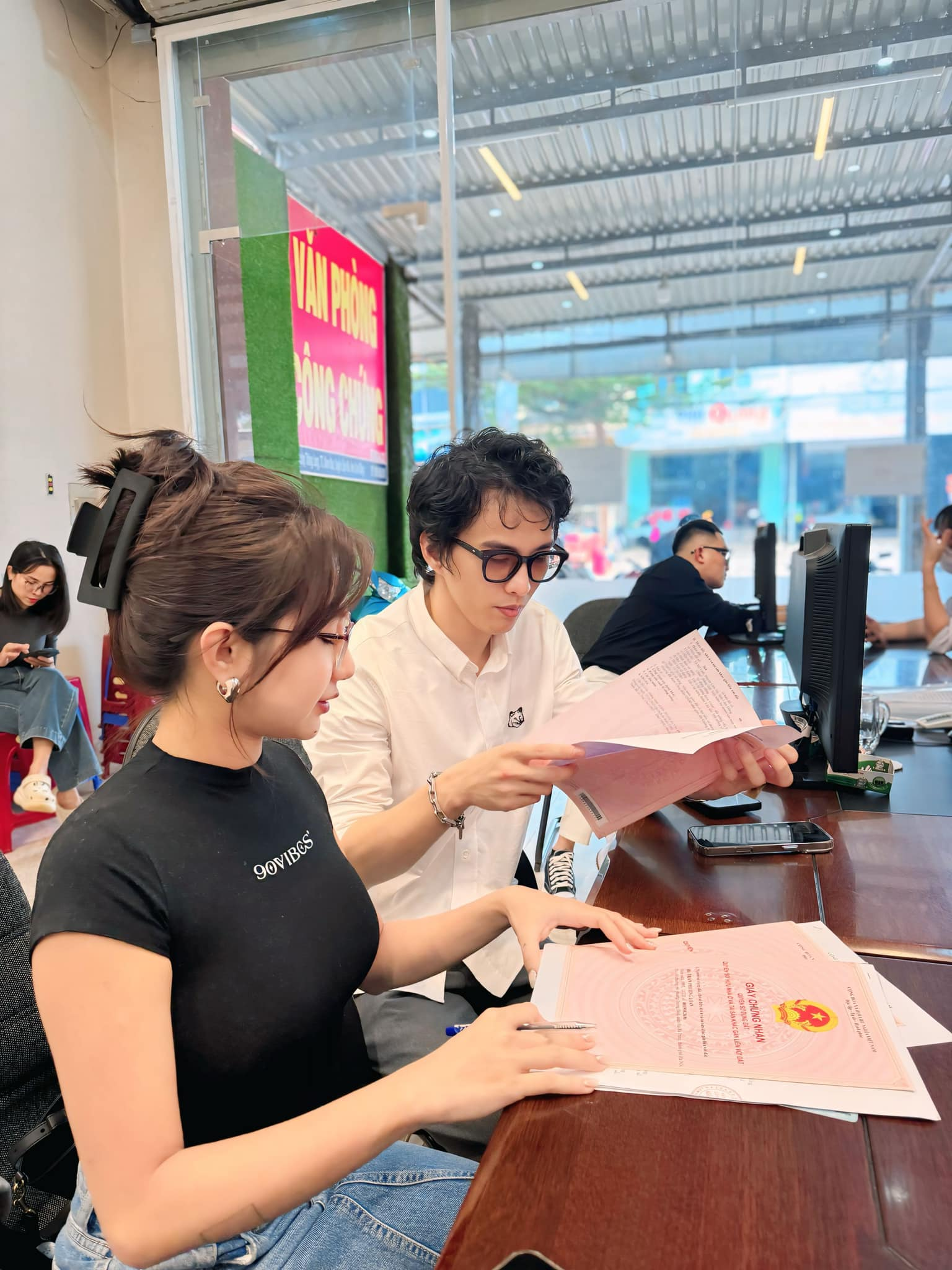 Chồng của phú bà Diệp Lê là ai mà sẵn sàng mua 3 mảnh đất tặng vợ, tài chính trong nhà để vợ giữ hết- Ảnh 12.
