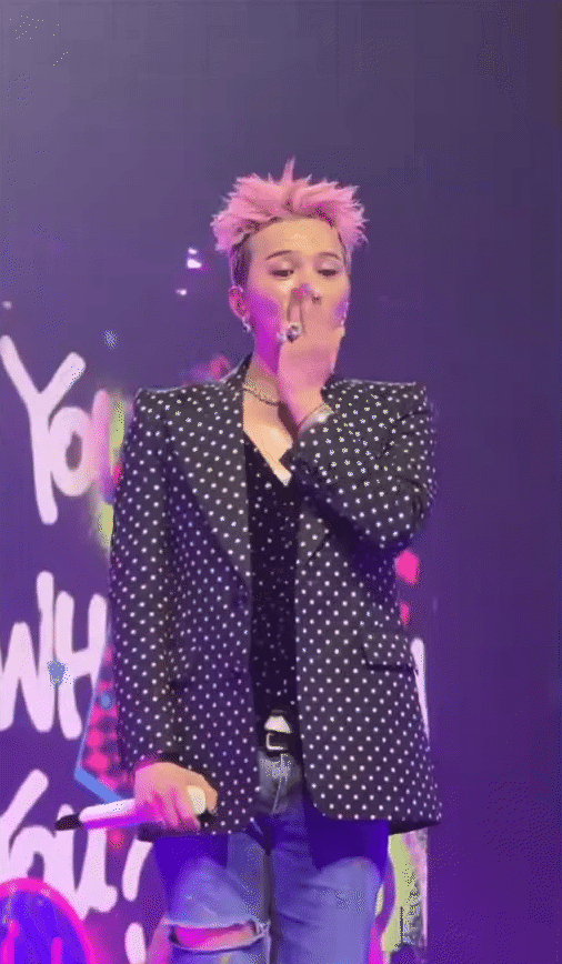 G-Dragon gặp “biến” khi làm concert tại Trung Quốc, liên tục cúi đầu xin lỗi- Ảnh 7.