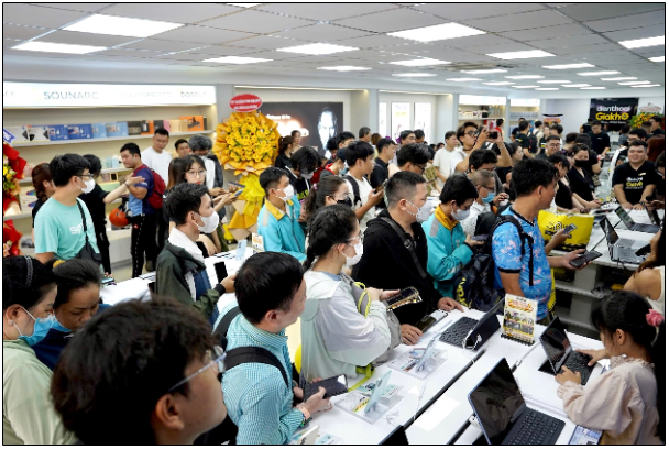 Điện Thoại Giá Kho tiếp tục mở rộng quy mô, khai trương cửa hàng mới tại Quận 7- Ảnh 4.
