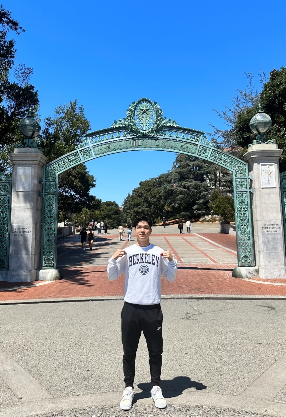 Cựu học sinh BVIS trúng tuyển Oxford (Anh), UC Berkeley (Mỹ)- Ảnh 2.