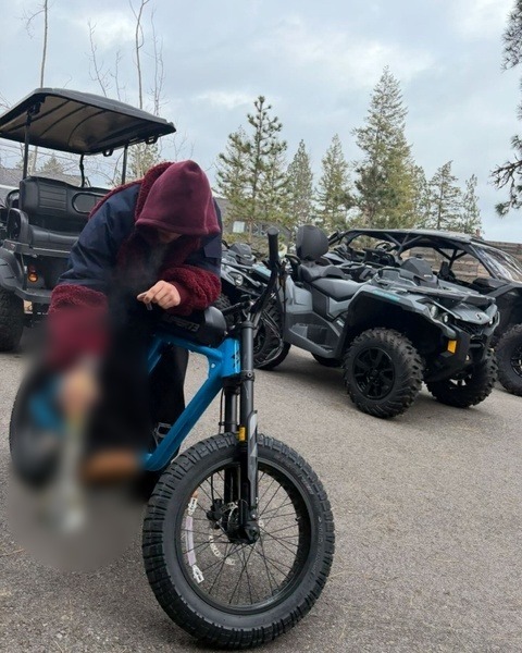 Sốc: Justin Bieber gây hoang mang tột độ với động thái kêu cứu giữa đêm, ẩn ý đang bị ai đó lợi dụng- Ảnh 6. Sốc: Justin Bieber gây hoang mang tột độ với động thái kêu cứu giữa đêm, ẩn ý đang bị ai đó lợi dụng- Ảnh 6.