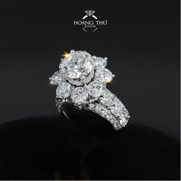 Tinh xảo trong thiết kế trang sức kim cương, Hoàng Thứ Jewelry tự hào 35 năm nghề kim hoàn- Ảnh 3.