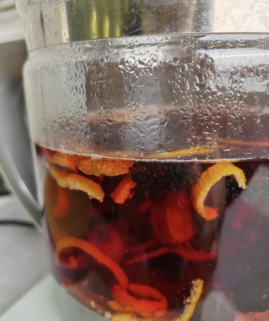Hè nóng như đổ lửa, tôi bỏ chè đậu xanh để uống món này: Ngon hơn, mát hơn, cả nhà mê mẩn- Ảnh 2.