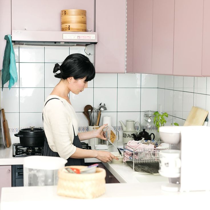 Ở tuổi 55: Thay 5 thói quen trong bếp, sống khỏe, nhẹ ví, nhàn hơn mỗi ngày- Ảnh 2.